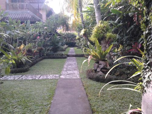 Rice Paddy Bungalow Hotel