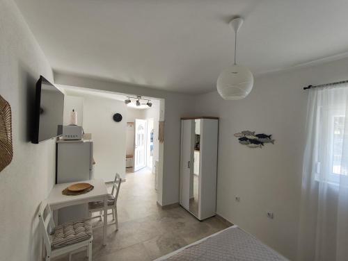 Cozy Kotor apartment in Dobrota Cozy Kotor apartment in Dobrota