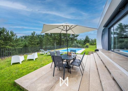 สระว่ายน้ำ, MyStay - Varanda de Basto in กาเนโด เด บาสโต สระว่ายน้ำ, MyStay - Varanda de Basto in กาเนโด เด บาสโต