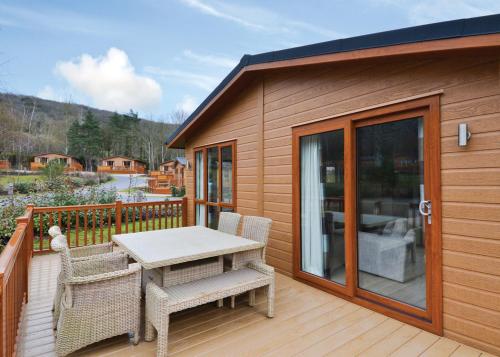 A szálláshely kívülről, Cheddar Woods Resort And Spa in Cheddar A szálláshely kívülről, Cheddar Woods Resort And Spa in Cheddar