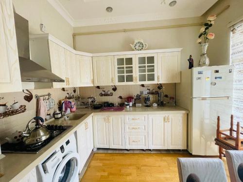 Sumqayit Bulvari in Sumgait Sumqayit Bulvari in Sumgait