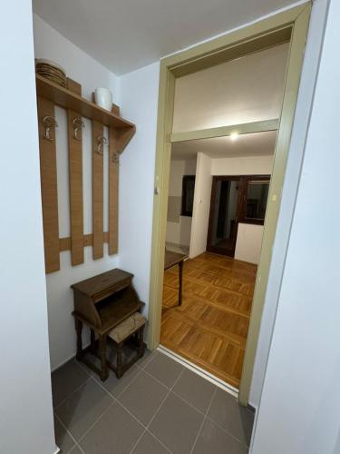 Peace in the heart of downtown in Center Peace in the heart of downtown in Center