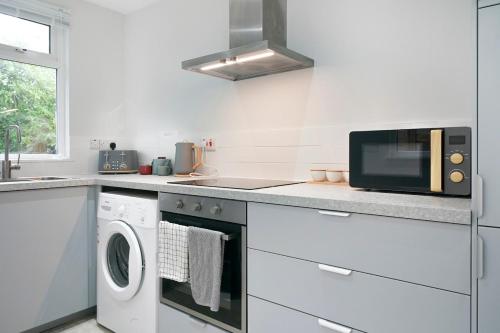 Newly Refurbished Central Belfast 3 Bedroom Home in Bloomfield Newly Refurbished Central Belfast 3 Bedroom Home in Bloomfield
