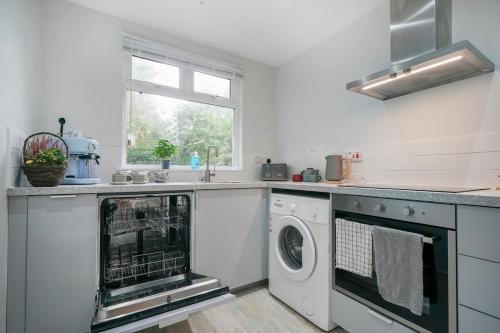 Newly Refurbished Central Belfast 3 Bedroom Home in Bloomfield Newly Refurbished Central Belfast 3 Bedroom Home in Bloomfield