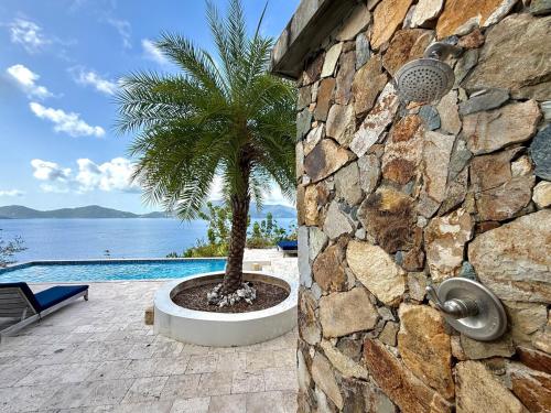 Amazing Views, Stunning Pool, Eco-Luxury Getaway - Dove Cottage in East End Amazing Views, Stunning Pool, Eco-Luxury Getaway - Dove Cottage in East End