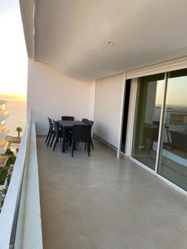 Apartment with Pool Access beside Mrisat beach in Mnar Apartment with Pool Access beside Mrisat beach in Mnar