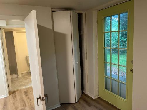 2BR Apartment with Free Parking in Mechanicsville 2BR Apartment with Free Parking in Mechanicsville