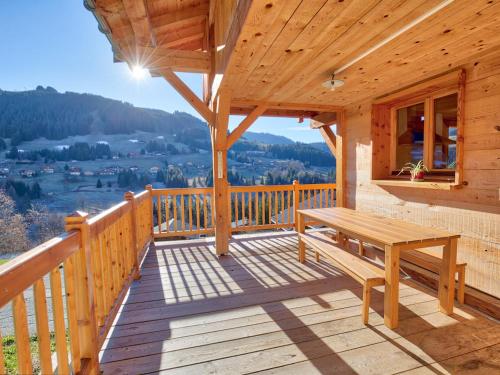 Chalet typique, 4 chambres, vue montagne, WIFI, parking - FR-1-505-66 in Notre Dame De Bellecombe Chalet typique, 4 chambres, vue montagne, WIFI, parking - FR-1-505-66 in Notre Dame De Bellecombe