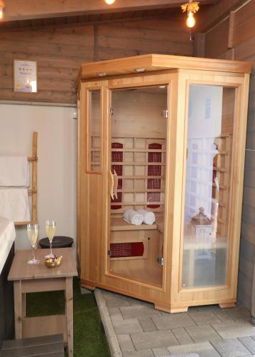 Sauna, Happy Island First Luxury Apartman Sárvár (Happy Island First Luxury Apartman Sarvar) in Tizenharom Varos Sauna, Happy Island First Luxury Apartman Sárvár (Happy Island First Luxury Apartman Sarvar) in Tizenharom Varos