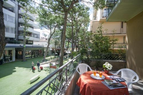Terraza/balcón, Hotel Colombo in Riccione Waterfront Terraza/balcón, Hotel Colombo in Riccione Waterfront