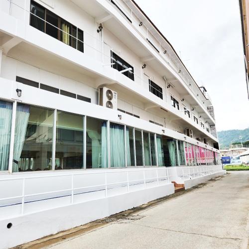 NAVY HOME HOTEL โรงแรมเนวี่โฮม near Αεροδρόμιο Tachileik NAVY HOME HOTEL โรงแรมเนวี่โฮม near Αεροδρόμιο Tachileik