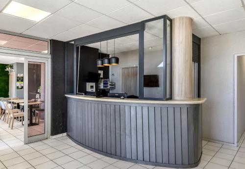 Lobby, B&B HOTEL Sete Centre Gare in Sete Lobby, B&B HOTEL Sete Centre Gare in Sete