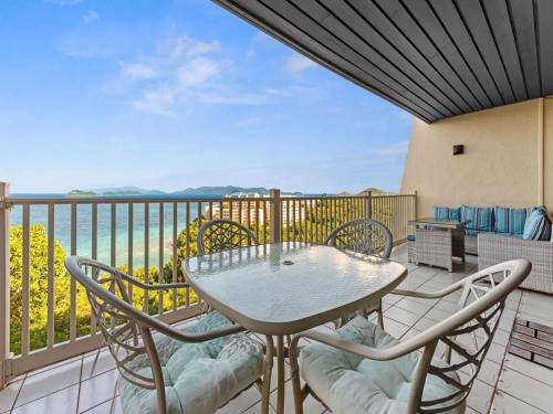 Oceanview Condo with Resort Perks in Smith Bay Oceanview Condo with Resort Perks in Smith Bay