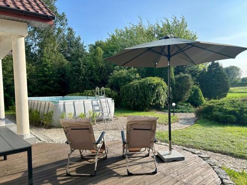 A szálláshely kívülről, Villa Otolice obok Łowicza, 6 sypialni, basen, sauna, snooker, 50 minut od Warszawy i Łodzi (Villa Otolice obok Lowicza, 6 sypialni, basen, sauna, snooker, 50 minut od Warszawy i Lodzi) in Lowicz A szálláshely kívülről, Villa Otolice obok Łowicza, 6 sypialni, basen, sauna, snooker, 50 minut od Warszawy i Łodzi (Villa Otolice obok Lowicza, 6 sypialni, basen, sauna, snooker, 50 minut od Warszawy i Lodzi) in Lowicz