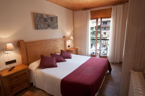 Hotel Sant Roc in Camprodon Hotel Sant Roc in Camprodon