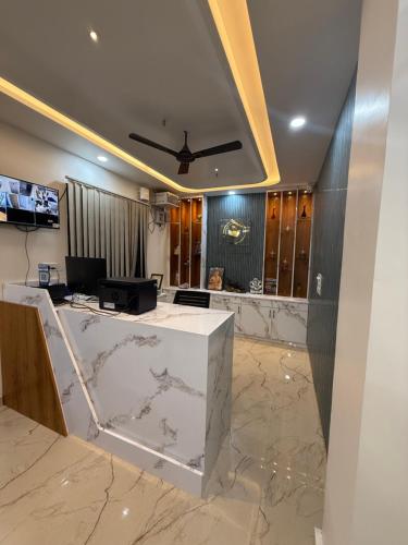 Kennedia International Hotel And Suites in Sarnath Kennedia International Hotel And Suites in Sarnath