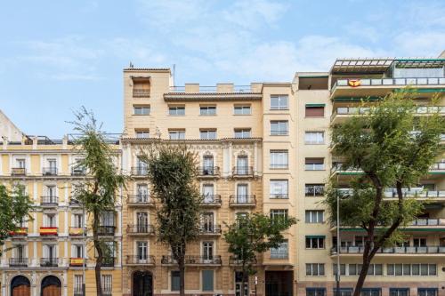 2 bedrooms 2 bathrooms- Penthouse- Almagro- MintyStay