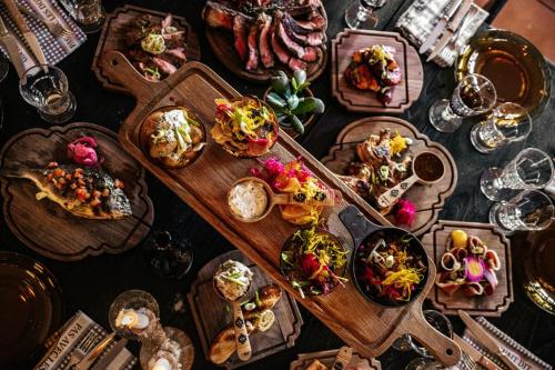 Superbe villa climatisée avec parking et piscine (Superbe villa climatisee avec parking et piscine) in Пероль Superbe villa climatisée avec parking et piscine (Superbe villa climatisee avec parking et piscine) in Пероль