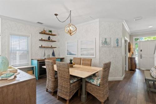 Salty Sanctuary - Private Luxury Villa w Pool in Duck Key (Florida) Salty Sanctuary - Private Luxury Villa w Pool in Duck Key (Florida)