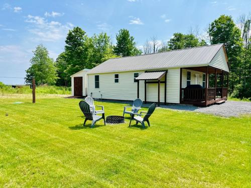 Sandy Pond Cozy Getaway in Port Ontario (NY) Sandy Pond Cozy Getaway in Port Ontario (NY)