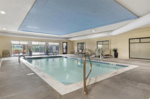 Uitzicht, Best Western Plus Elizabethtown Inn & Suites in Elizabethtown Uitzicht, Best Western Plus Elizabethtown Inn & Suites in Elizabethtown