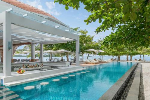 Restaurant, The Westin Nirup Island Resort & Spa in Sekupang Restaurant, The Westin Nirup Island Resort & Spa in Sekupang