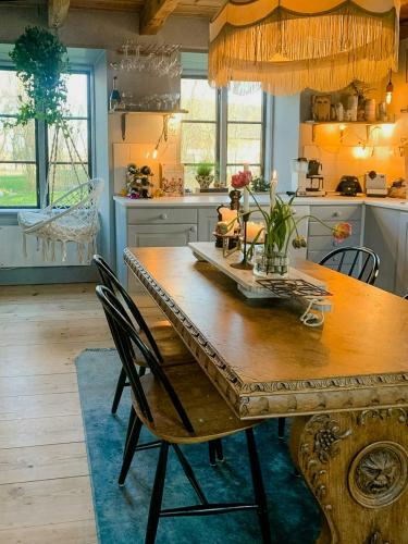 A szálláshely kívülről, 18Th-Century Limestone House In Hablingbo in Havdhem A szálláshely kívülről, 18Th-Century Limestone House In Hablingbo in Havdhem