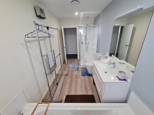 Sweet Home in Rolleston Sweet Home in Rolleston