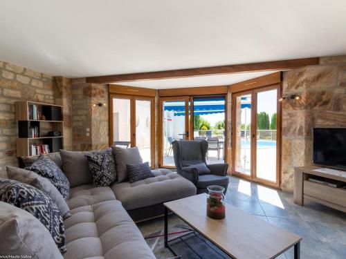 Confort moderne dans les Vosges du Sud avec piscine et jacuzzi - FR-1-583-480 in Abelcourt Confort moderne dans les Vosges du Sud avec piscine et jacuzzi - FR-1-583-480 in Abelcourt