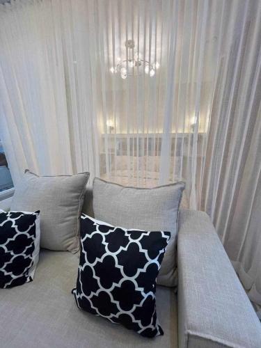 Pasig Getaway Premium Comfort at Secure Location in San Juan Pasig Getaway Premium Comfort at Secure Location in San Juan