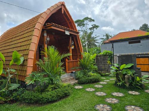 Green Pacing Lodge in Bangli Green Pacing Lodge in Bangli