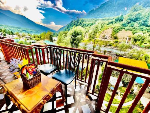 Hotel Himalayan Valley View Retreat - Best Selling Riverside Hotel in Manali in Gadherni Hotel Himalayan Valley View Retreat - Best Selling Riverside Hotel in Manali in Gadherni