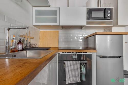 Elegant apartment in heart of Paris 18 2 pers in Pigalle Elegant apartment in heart of Paris 18 2 pers in Pigalle