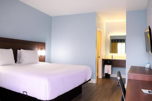 Vendégszoba, Florence Inn and Suites in Florence (Dél-Karolina) Vendégszoba, Florence Inn and Suites in Florence (Dél-Karolina)