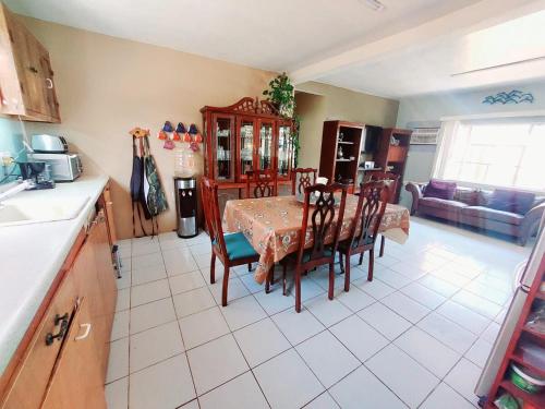 Casa 4 Seasons in Playas de Chapultepec Casa 4 Seasons in Playas de Chapultepec