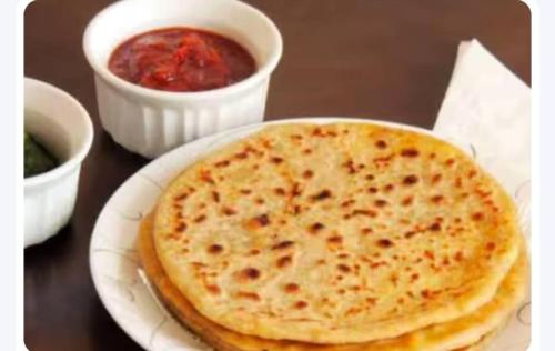 Hotel Airport Highway Suitable for Family and Business Travellers in Banthra Sikander Pur Hotel Airport Highway Suitable for Family and Business Travellers in Banthra Sikander Pur