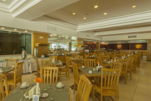 Restoran, Hotel Atlantico Buzios Convention in Buzios Restoran, Hotel Atlantico Buzios Convention in Buzios