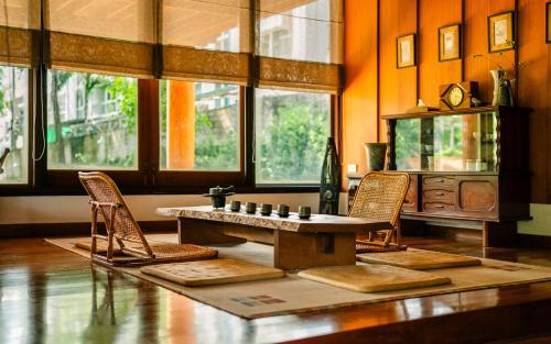 Facilities, Luxury Wooden Villa in a Secret Garden Downtown in Su Thep Facilities, Luxury Wooden Villa in a Secret Garden Downtown in Su Thep