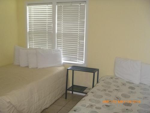 在meiguo.com看到的Double Barr Cottages的介绍图片