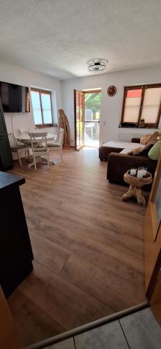 Ferienwohnung in Bayern, Ruhe, Natur und Gemütlichkeit (Ferienwohnung in Bayern, Ruhe, Natur und Gemutlichkeit) in Grafing bei Munchen Ferienwohnung in Bayern, Ruhe, Natur und Gemütlichkeit (Ferienwohnung in Bayern, Ruhe, Natur und Gemutlichkeit) in Grafing bei Munchen