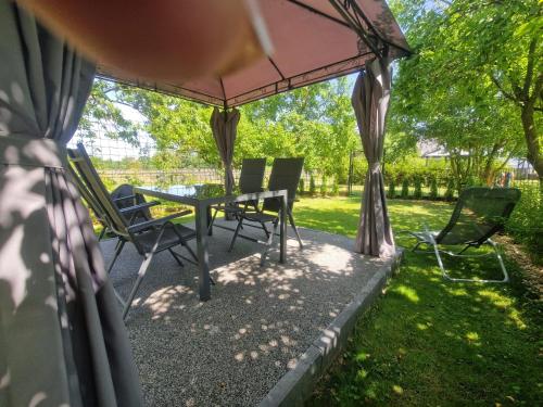 花園, Ferienwohnung am See Dillich - Eigener Garten - Ruhige Lage - Natur vor der Haustür (Ferienwohnung am See Dillich - Eigener eingezaunter Garten - Ruhige Lage - Hunde willkommen - Natur ) in 博肯-黑森州 花園, Ferienwohnung am See Dillich - Eigener Garten - Ruhige Lage - Natur vor der Haustür (Ferienwohnung am See Dillich - Eigener eingezaunter Garten - Ruhige Lage - Hunde willkommen - Natur ) in 博肯-黑森州