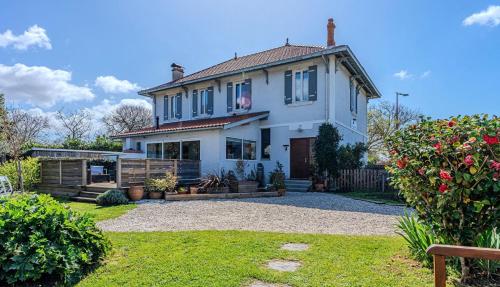 L'Estanquet Bed and Breakfast pdj offert in Gastes L'Estanquet Bed and Breakfast pdj offert in Gastes