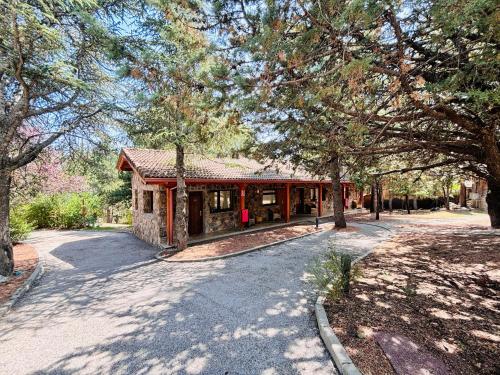 Centro Budista de Meditación Kadampa (Centro Budista de Meditacion Kadampa) in Mataelpino Centro Budista de Meditación Kadampa (Centro Budista de Meditacion Kadampa) in Mataelpino