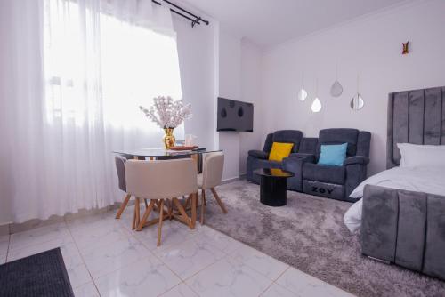 Grey Lunetta Studio Membley, Ruiru in Ruiru Grey Lunetta Studio Membley, Ruiru in Ruiru