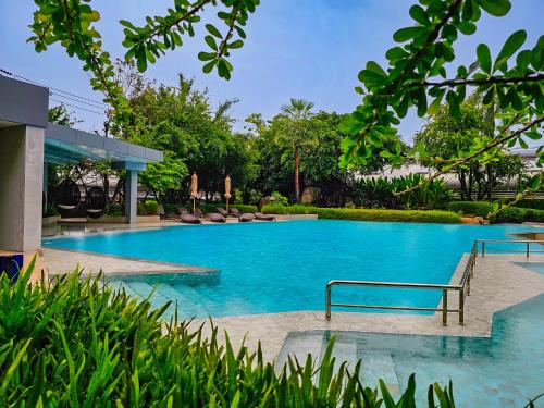 Svømmebasseng, Novotel Rayong Star Convention Centre in Rayong Svømmebasseng, Novotel Rayong Star Convention Centre in Rayong