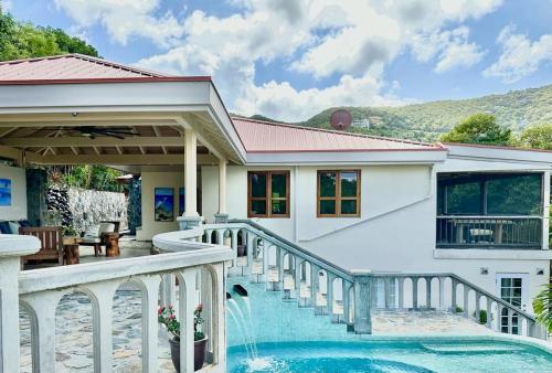 Waterfall Pool Villa with Private Mini Golf Course in Central Waterfall Pool Villa with Private Mini Golf Course in Central