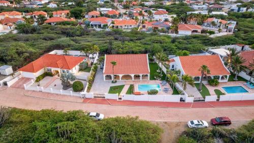 LUXE 3BR and 3BA Villa w Pool Villa Leone by Bocobay in Westpunt LUXE 3BR and 3BA Villa w Pool Villa Leone by Bocobay in Westpunt