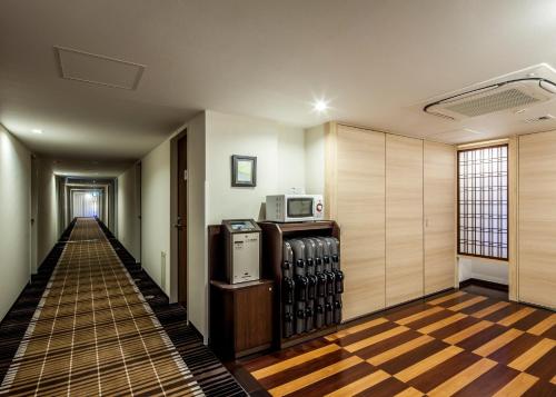 Удобства, Fukui Manten Hotel Ekimae in Fukui Удобства, Fukui Manten Hotel Ekimae in Fukui