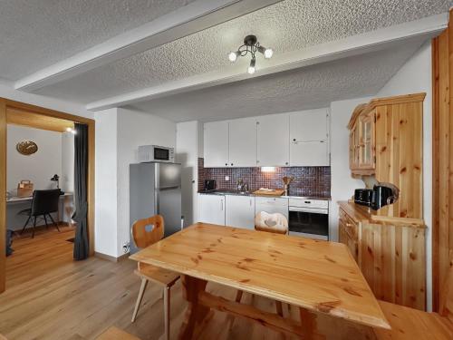 مطبخ, Ultimate Condo - 4 Valleys - Ski-in out - Swiss Alps in Vex مطبخ, Ultimate Condo - 4 Valleys - Ski-in out - Swiss Alps in Vex