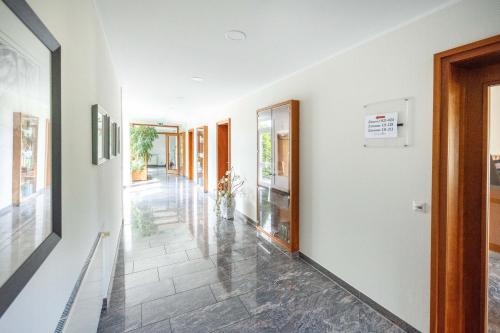 Exterior view, Stadthotel Dinklage, Self-Check In, Restaurant am Hotel in Dinklage Exterior view, Stadthotel Dinklage, Self-Check In, Restaurant am Hotel in Dinklage